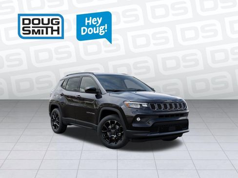 New 2026 Jeep Compass Latitude AWD/4WD image 5