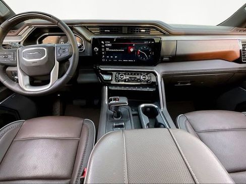 Used 2023 GMC Sierra 1500 Denali image 7