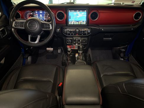 Used 2022 Jeep Gladiator Rubicon w/ LED Lighting Group AWD/4WD image 26