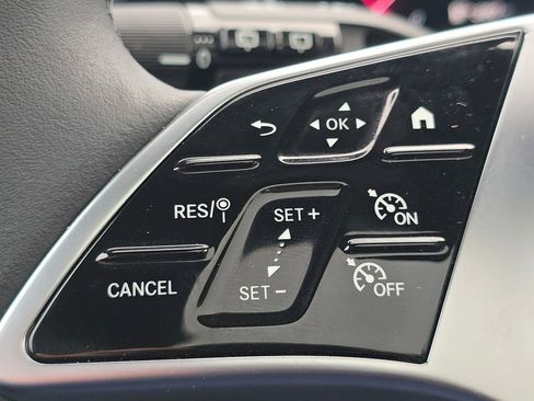 Certified 2026 Mercedes-Benz GLC 300 GLC 300 image 33