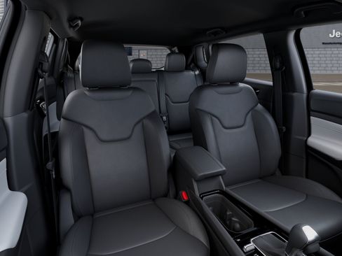 New 2026 Jeep Compass Limited AWD/4WD image 42