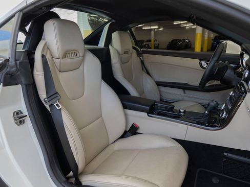 Used 2012 Mercedes-Benz SLK 250 image 20