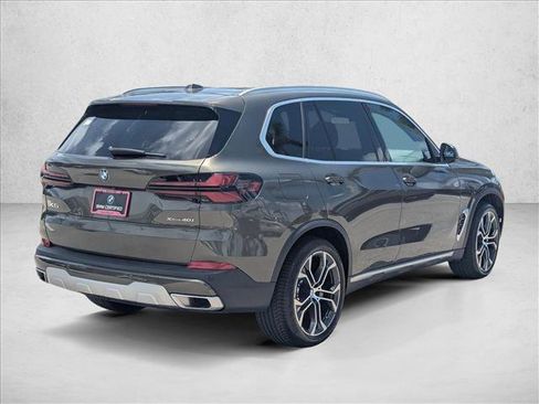 Certified 2024 BMW X5 xDrive40i w/ Premium Package AWD/4WD image 5