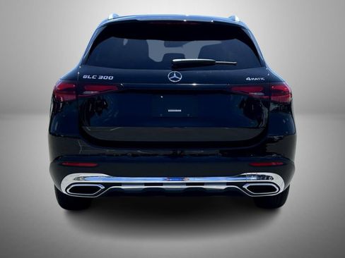 Used 2024 Mercedes-Benz GLC 300 4MATIC image 6