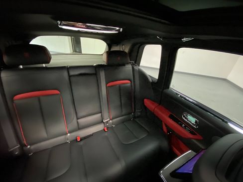 Used 2021 Rolls-Royce Cullinan image 52