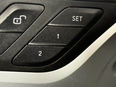 Used 2024 BMW X4 M40i w/ Premium Enhanced Package image 40