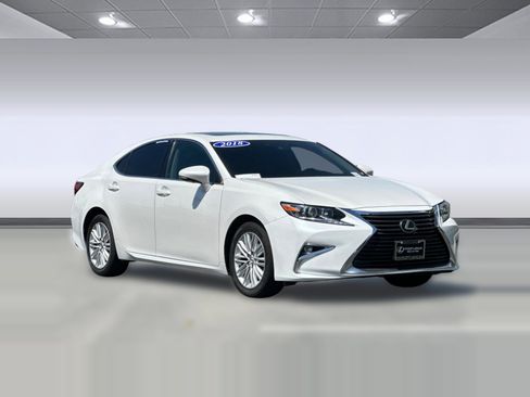 Used 2018 Lexus ES 350 w/ Accessory Package FWD image 7