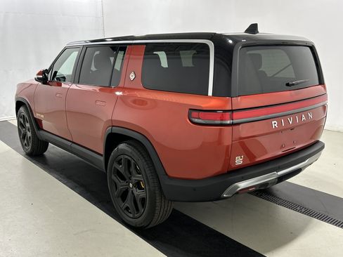 Used 2022 Rivian R1S Launch Edition AWD/4WD image 3