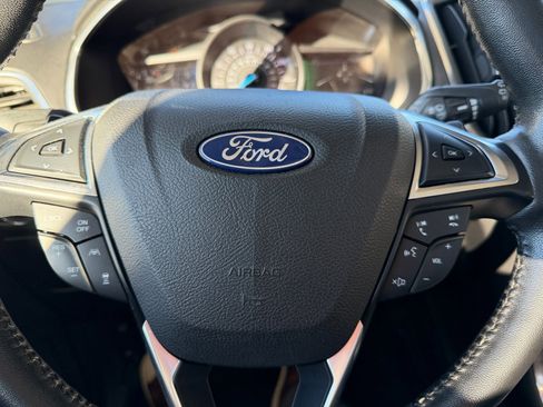 Used 2019 Ford Edge Titanium w/ Equipment Group 301A image 18