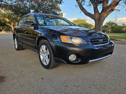 Used 2005 Subaru Outback 3.0R image 2
