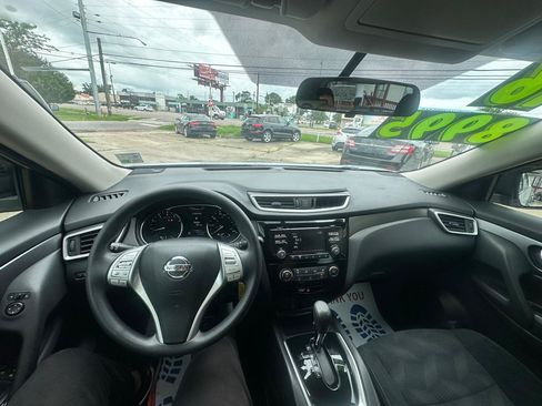Used 2016 Nissan Rogue S FWD image 7