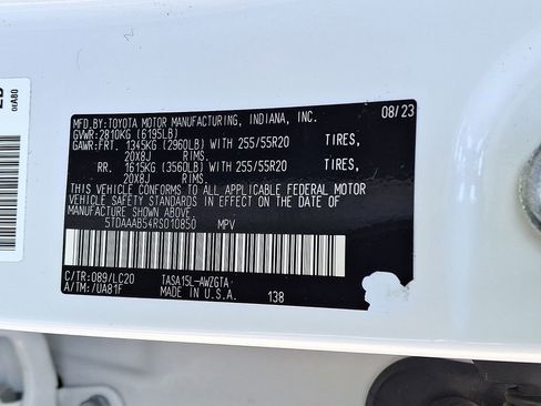 Used 2024 Toyota Grand Highlander AWD image 28