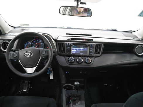 Used 2016 Toyota RAV4 LE image 15
