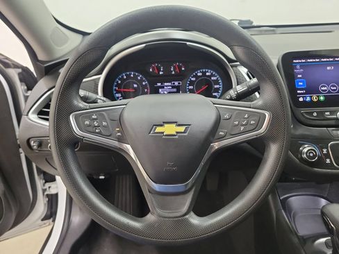 Used 2023 Chevrolet Malibu LS FWD image 21