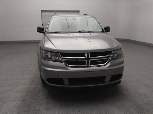 Used 2019 Dodge Journey SE FWD image 14
