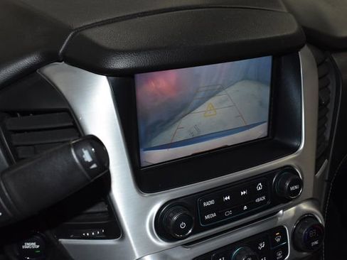 Used 2019 GMC Yukon XL SLT image 11