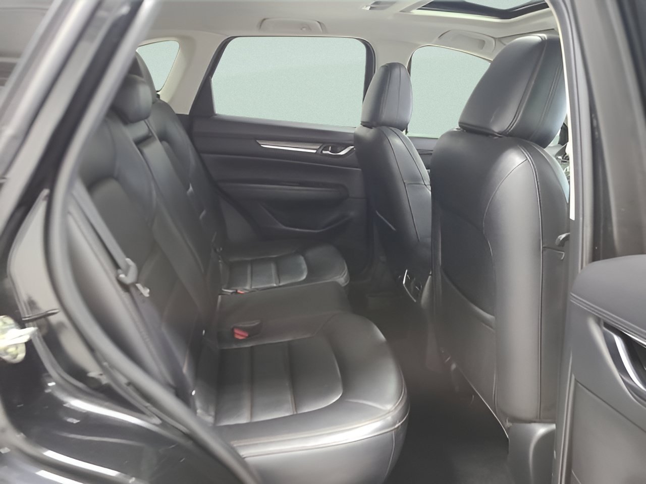 Used 2023 MAZDA CX-5 AWD 2.5 S w/ Premium Package image 16