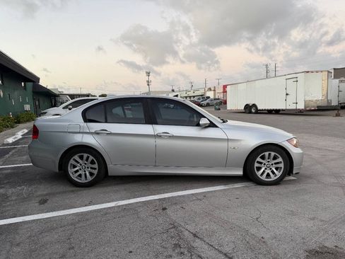 Used 2006 BMW 325i Sedan RWD image 7
