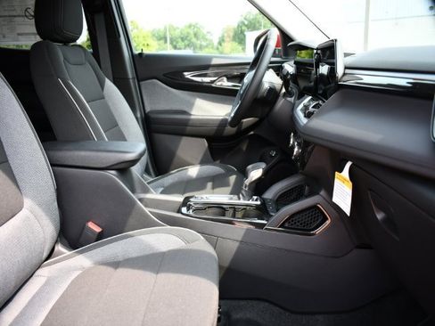 New 2025 Chevrolet TrailBlazer LT w/ Convenience Package image 29