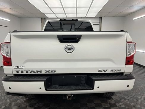 Used 2021 Nissan Titan SV w/ SV Convenience Package image 20