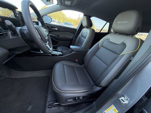 New 2026 Chevrolet Trax ACTIV w/ Driver Confidence Package image 19