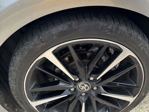 Used 2020 Toyota Camry XSE image 18