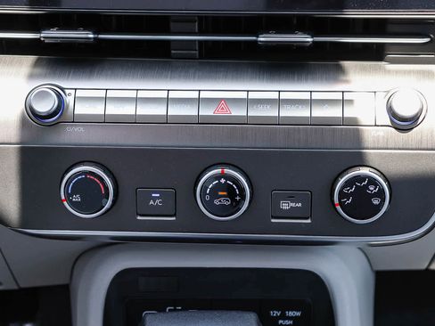 New 2026 Hyundai Kona SE FWD image 17