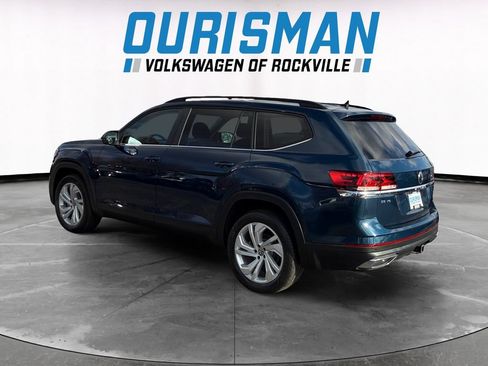 Used 2021 Volkswagen Atlas SE w/ Panoramic Sunroof Package FWD image 4