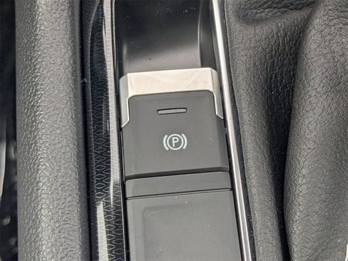 New 2026 Volkswagen Taos S image 38