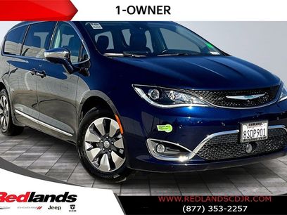 Certified 2020 Chrysler Pacifica Limited w/ Advanced Safetytec Group