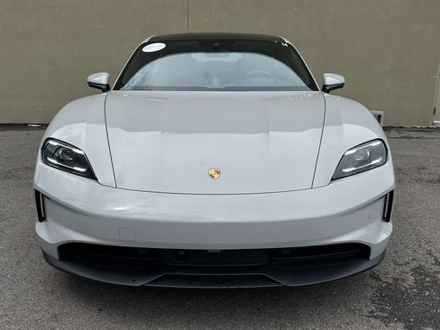 Used 2025 Porsche Taycan image 6