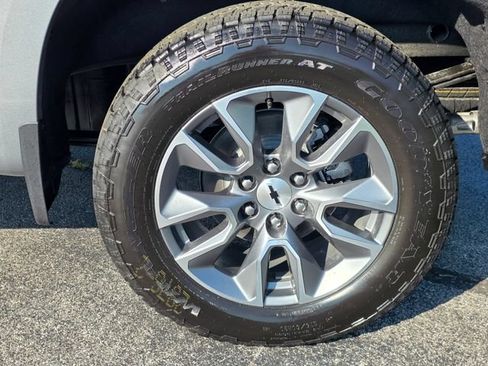 New 2026 Chevrolet Silverado 1500 RST AWD/4WD image 9