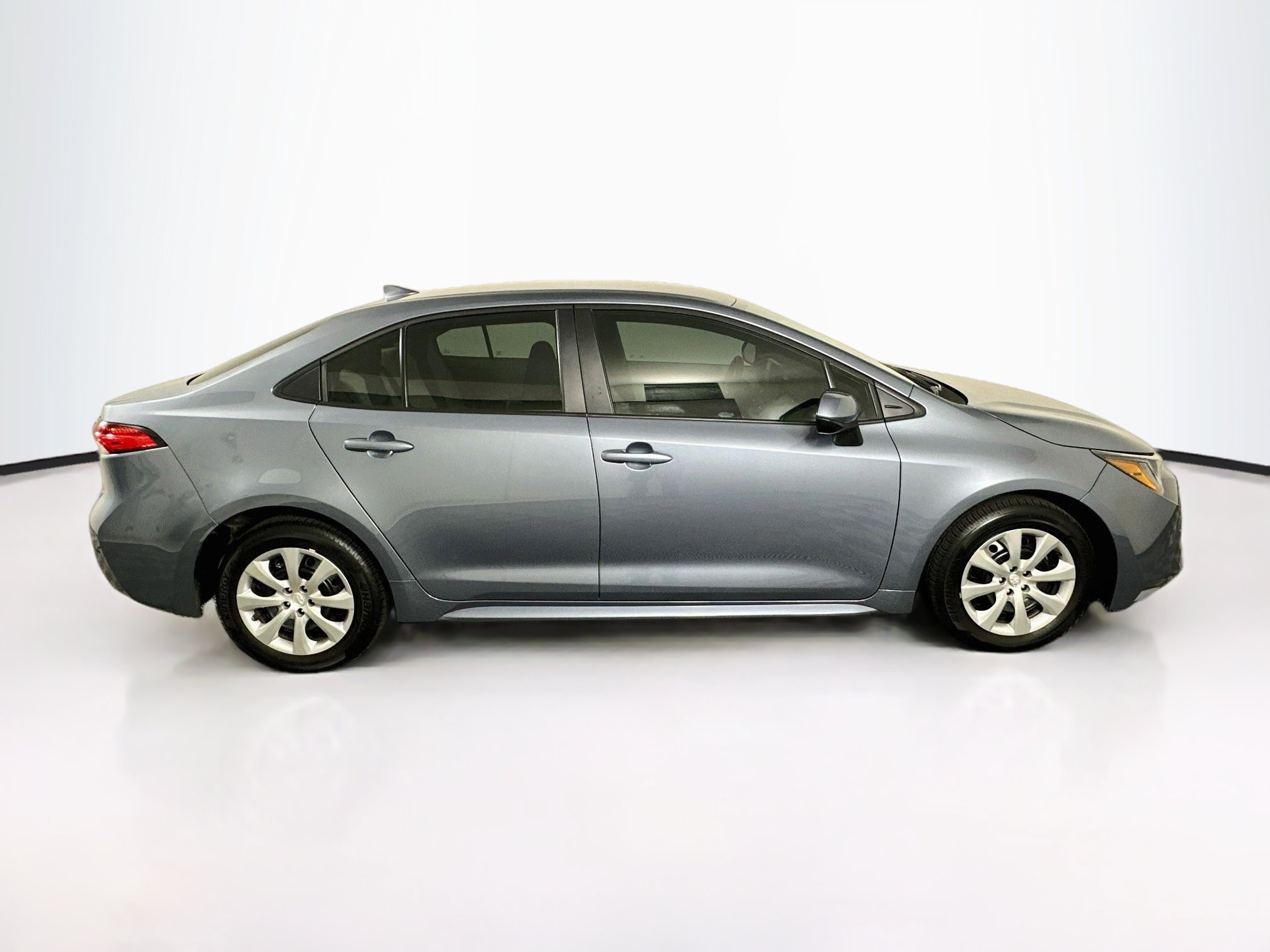 Used 2026 Toyota Corolla LE FWD image 10