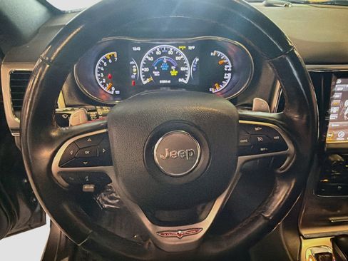 Used 2018 Jeep Grand Cherokee Trailhawk AWD/4WD image 17