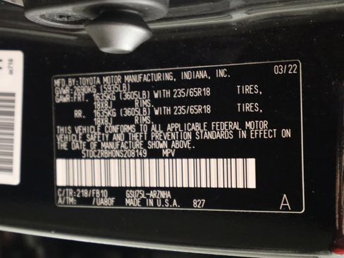 Used 2022 Toyota Highlander L AWD/4WD image 39