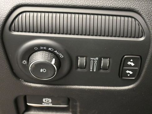 Used 2024 Jeep Wagoneer Series II image 43