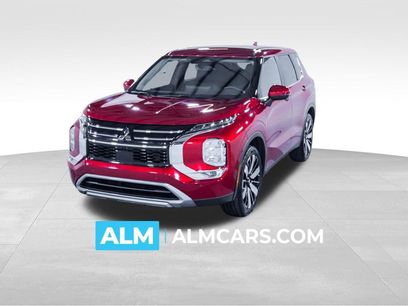 Used 2025 Mitsubishi Outlander SE