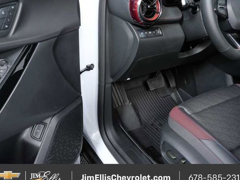 New 2026 Chevrolet Equinox RS w/ Convenience Package III AWD/4WD image 5