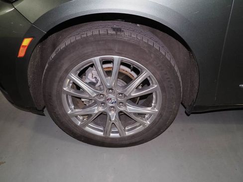 Used 2023 Buick Enclave Essence w/ Experience Buick Package image 6