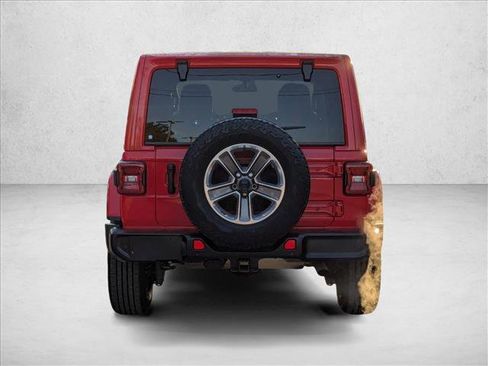 Used 2021 Jeep Wrangler Unlimited Sahara image 7