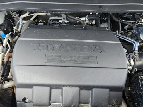 Used 2013 Honda Pilot Touring image 32