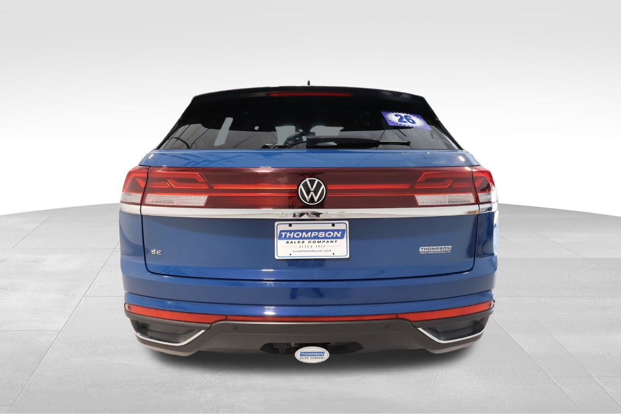 Used 2026 Volkswagen Atlas Cross Sport SE FWD image 3