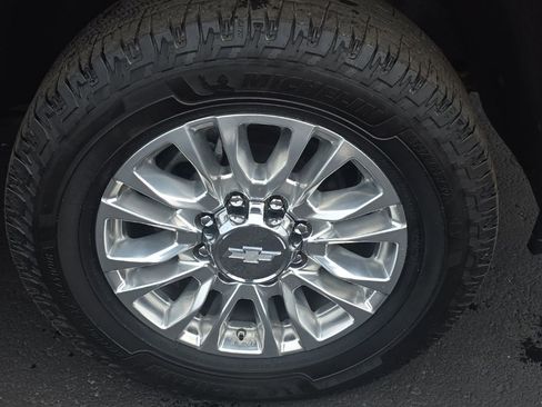 Used 2020 Chevrolet Silverado 3500 High Country w/ Z71 Off-Road Package AWD/4WD image 13