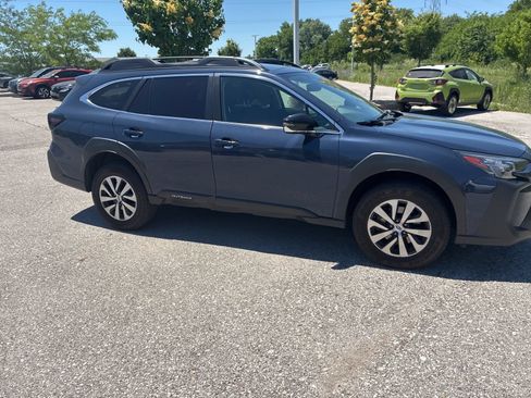 Used 2023 Subaru Outback Premium w/ Popular Package #1 AWD/4WD image 15