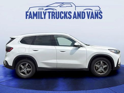 Used 2023 BMW X1 xDrive28i image 6