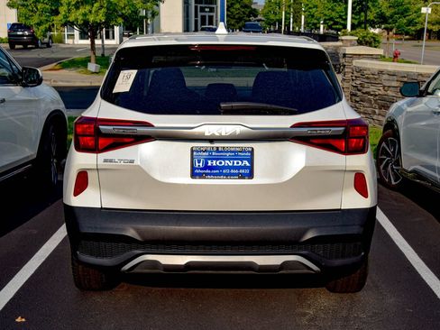 Used 2022 Kia Seltos LX AWD/4WD image 6