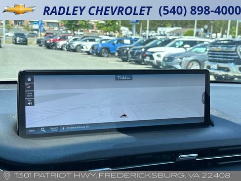 Used 2025 Genesis GV70 2.5T AWD/4WD image 8
