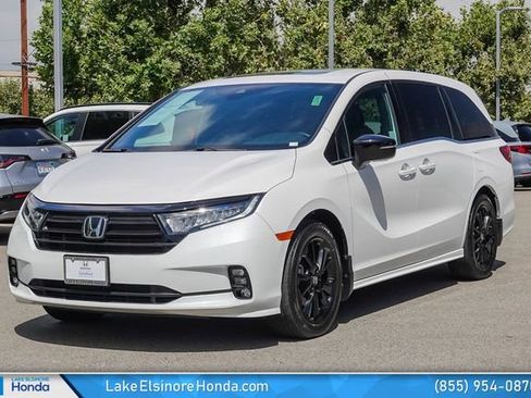 Certified 2024 Honda Odyssey Sport image 4