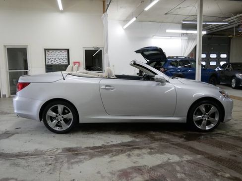 Used 2011 Lexus IS 250C RWD image 6