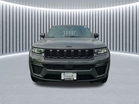 New 2026 Jeep Grand Cherokee Limited w/ Limited Altitude Package image 22